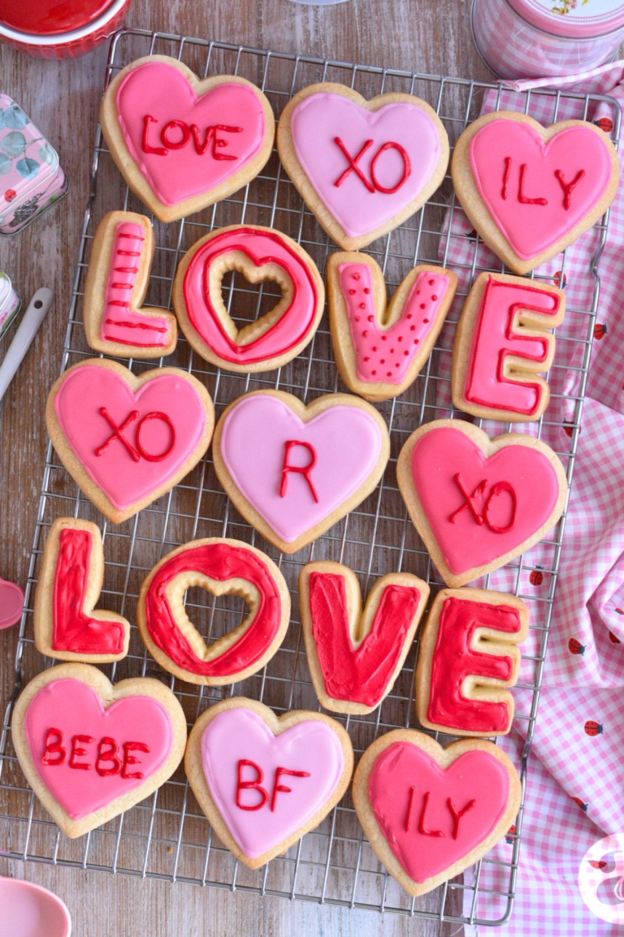 La mejor receta de galletas decoradas con glaseado real
