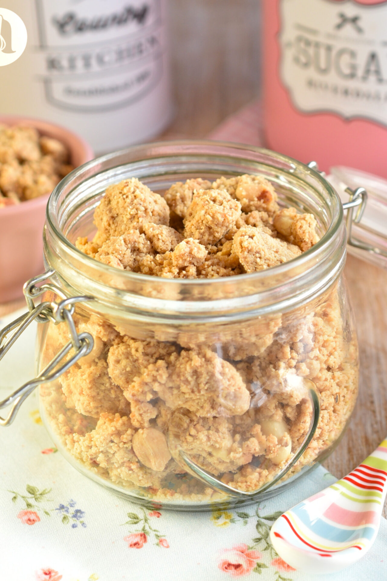 Granola tipo crumble de mantequilla de maní / cacahuetes (peanut butter)
